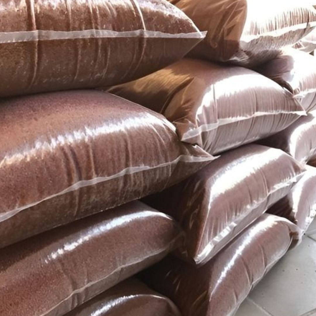 Facilita o manuseio, transporte e armazenamento, permitindo uso em locais com espaço limitado.